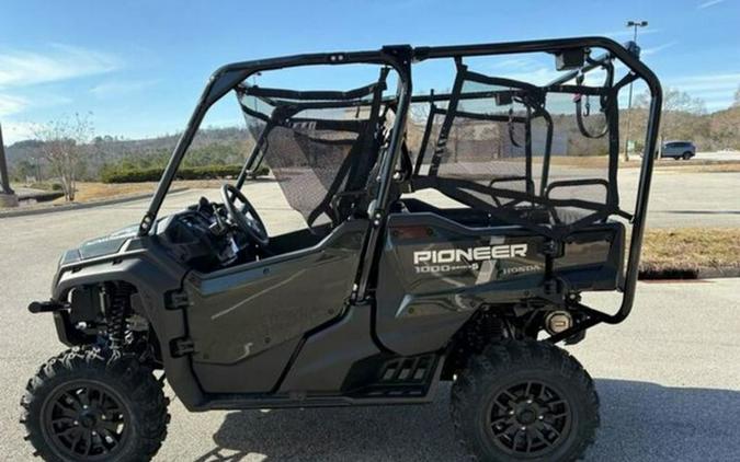 2025 Honda Pioneer 1000-5 Deluxe