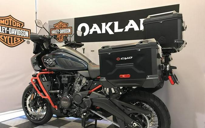 2025 Harley-Davidson® CVO™ Pan America®