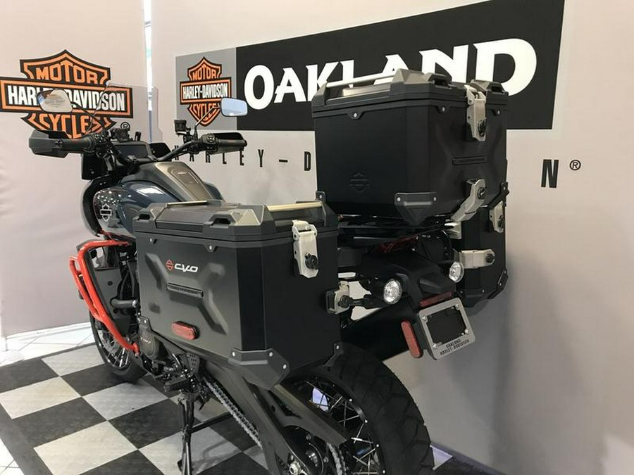 2025 Harley-Davidson® CVO™ Pan America®