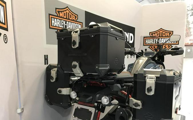 2025 Harley-Davidson® CVO™ Pan America®