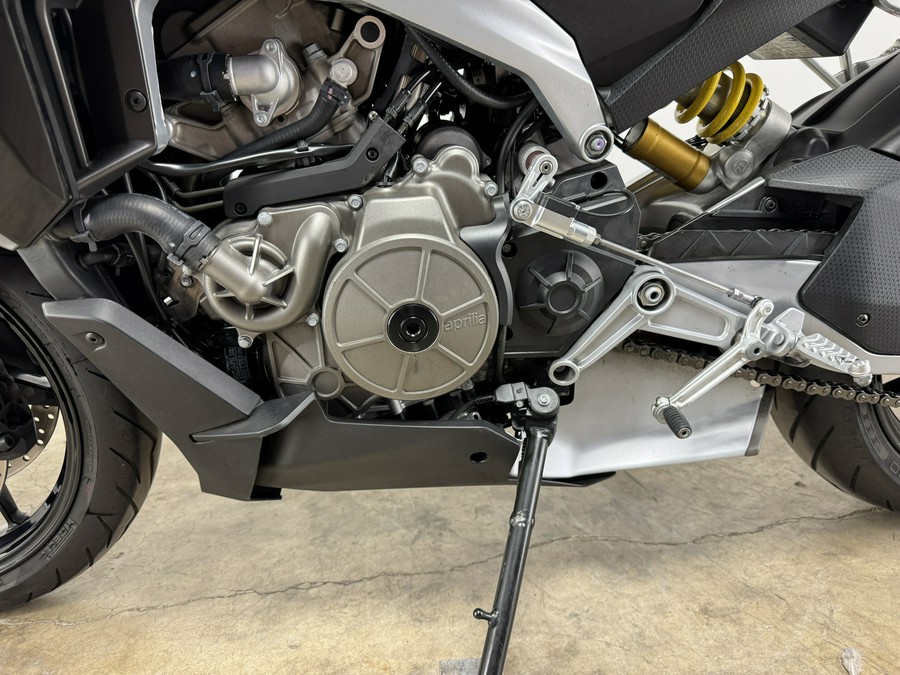 2022 Aprilia Tuono 660 Concept Black - 000005
