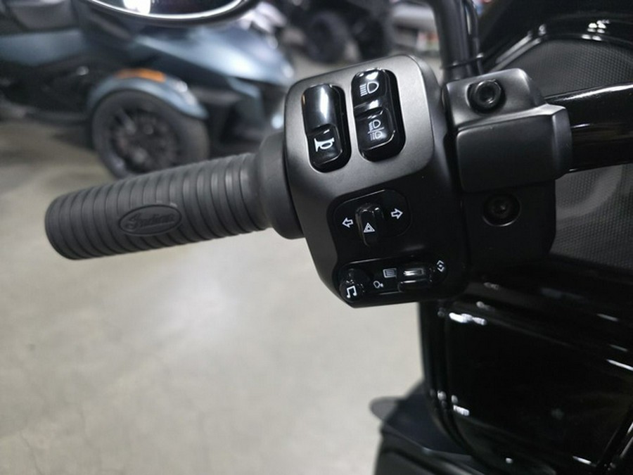 2026 Indian Pursuit Dark Horse 112 W/ Powerband Audio Black Smoke