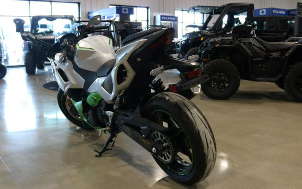 2024 Kawasaki Ninja 7 Hybrid ABS