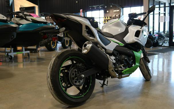 2024 Kawasaki Ninja 7 Hybrid ABS