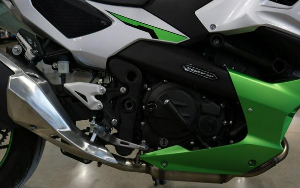 2024 Kawasaki Ninja 7 Hybrid ABS