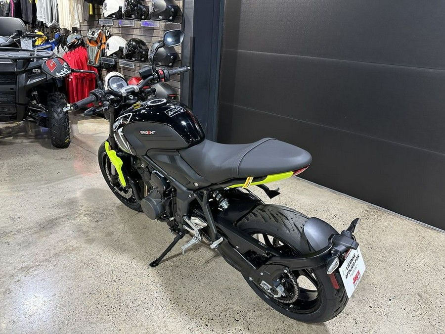 2024 Triumph Trident 660 Jet Black/Triumph Racing Yellow