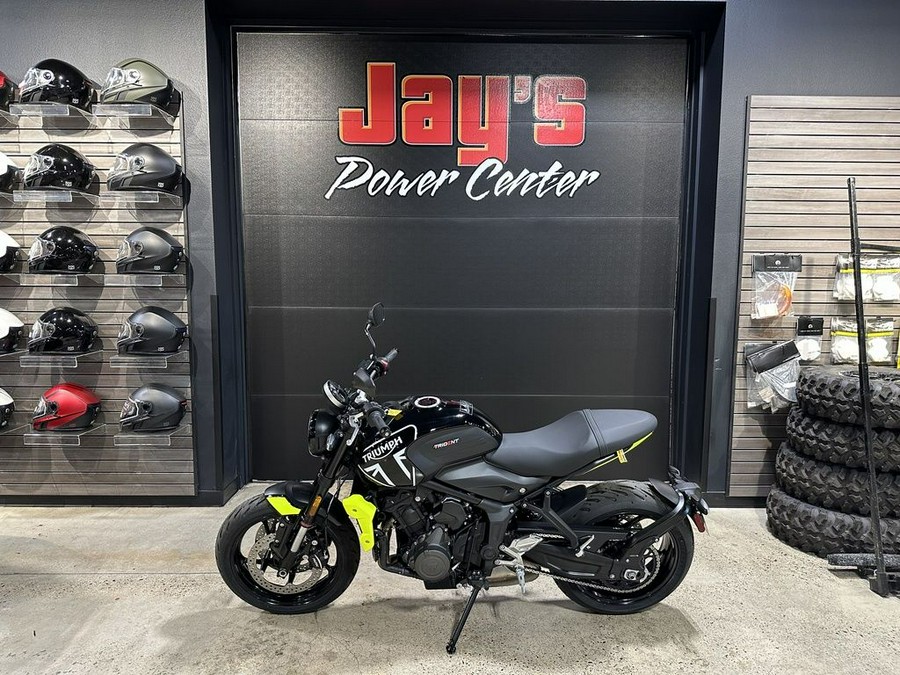 2024 Triumph Trident 660 Jet Black/Triumph Racing Yellow