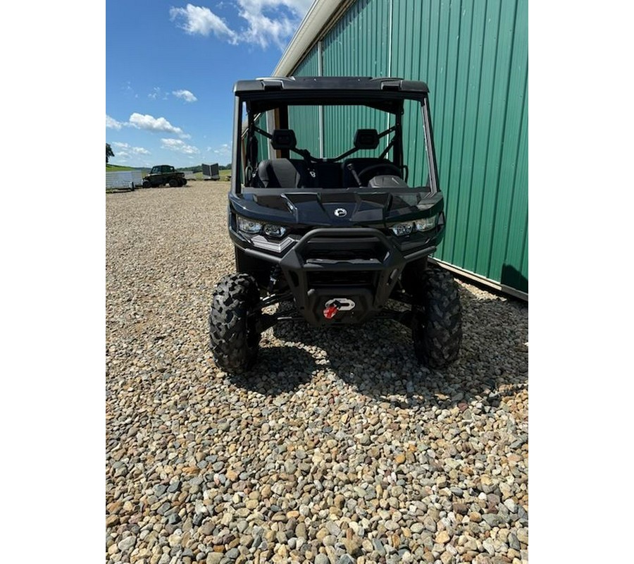 2026 Can-Am® Defender PRO XT HD10