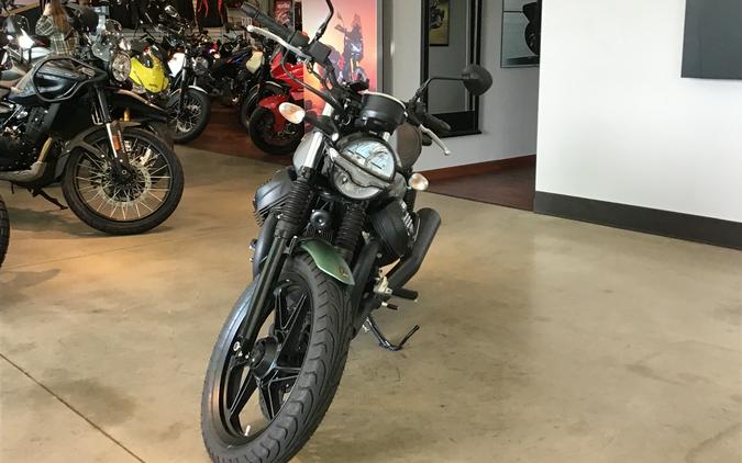 2022 Moto Guzzi V7 Stone Centenario