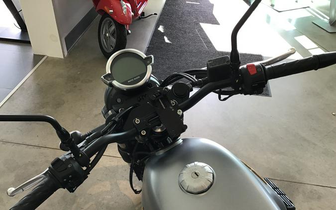 2022 Moto Guzzi V7 Stone Centenario