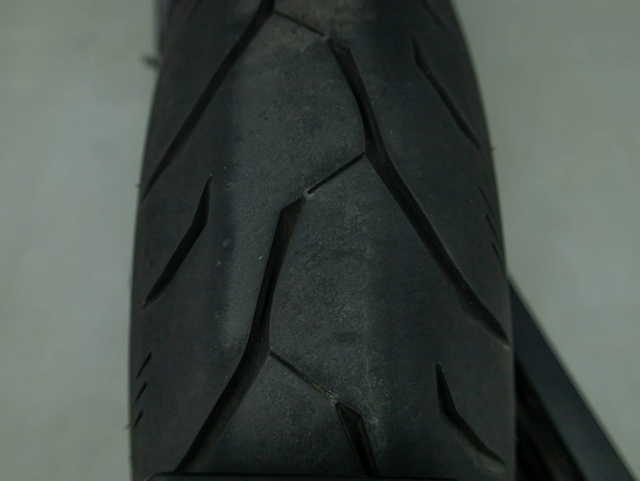 2023 CFMOTO 300NK W/ABS