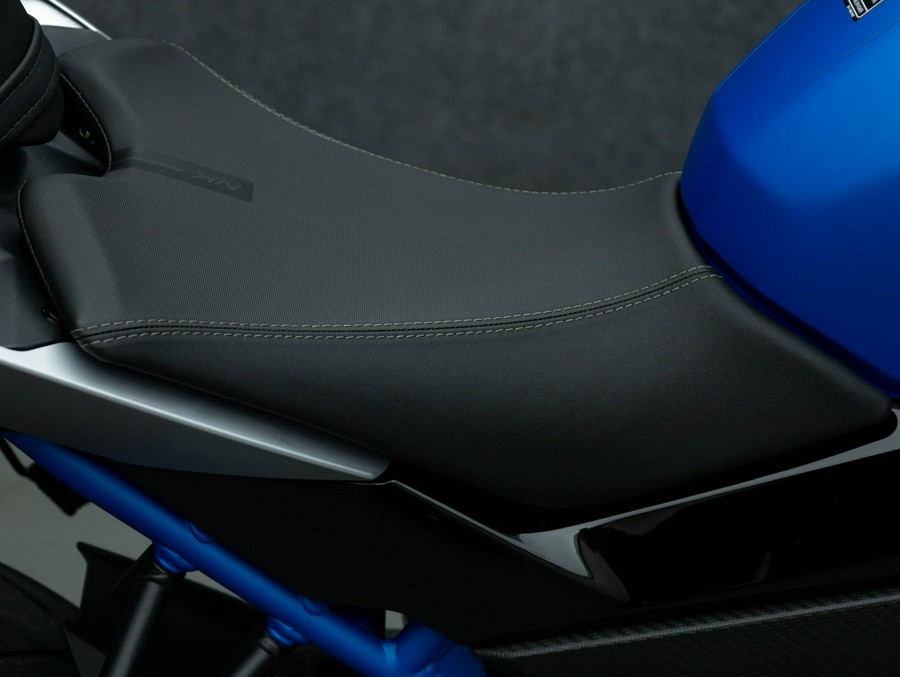 2023 CFMOTO 300NK W/ABS