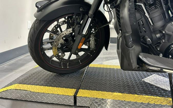 2021 Indian Challenger Dark Horse Thunder Black Smoke