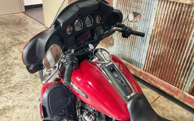 2021 Harley-Davidson® FLHTCUTG - Tri Glide® Ultra