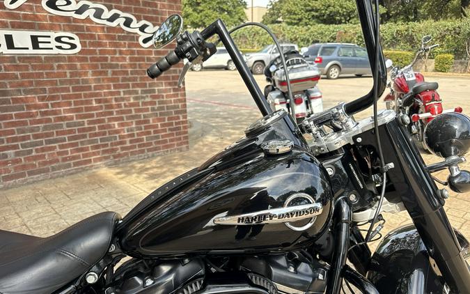 2019 Harley-Davidson HERITAGE CLASSIC 114