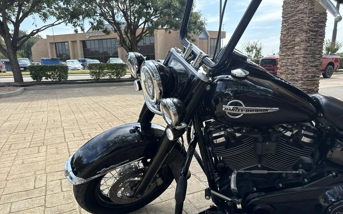 2019 Harley-Davidson HERITAGE CLASSIC 114