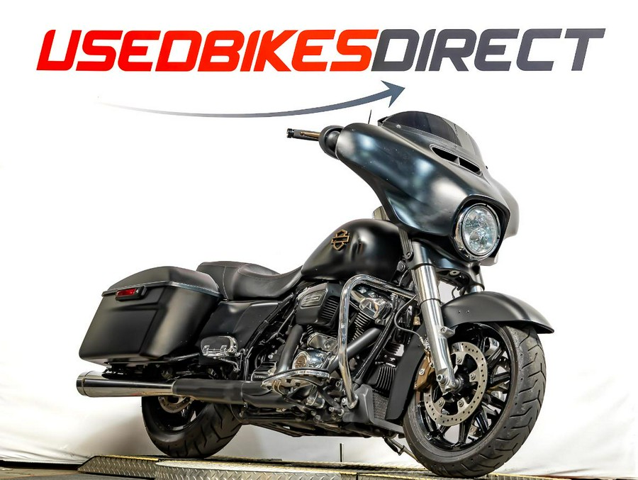 2017 Harley-Davidson Street Glide - $13,999.00