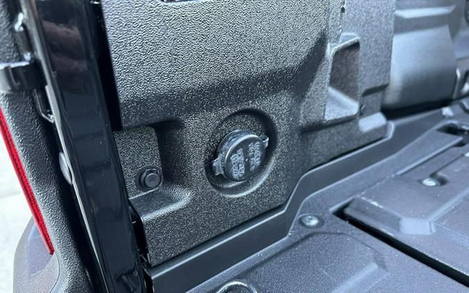 2025 Honda Pioneer 1000-5 Deluxe