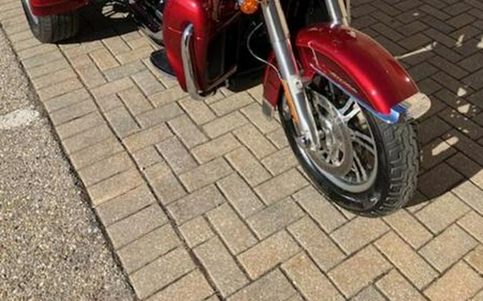 2023 Harley-Davidson® FLHTCUTGAN - Tri Glide® Ultra Anniversary Edition