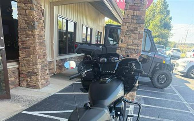 2026 Indian Motorcycle Challenger® Dark Horse® 112 with PowerBand Audio Package