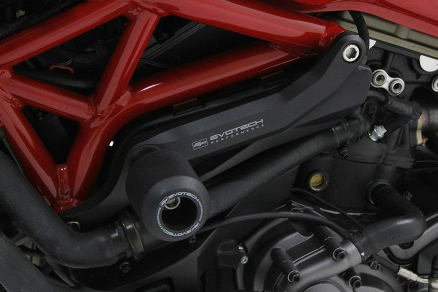 2017 Ducati Monster 1200 Ducati Red