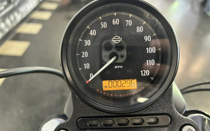 2020 Harley-Davidson® Iron 883™ Black Denim XL883N