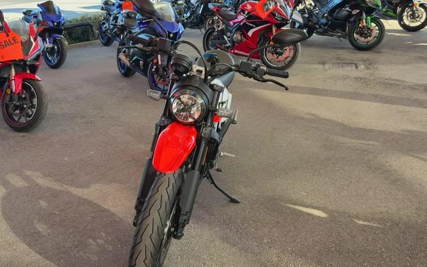 2022 Ducati SCRAMBLER ICON DARK