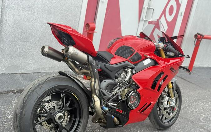 2023 Ducati Panigale V4 S Ducati Red - 05339C