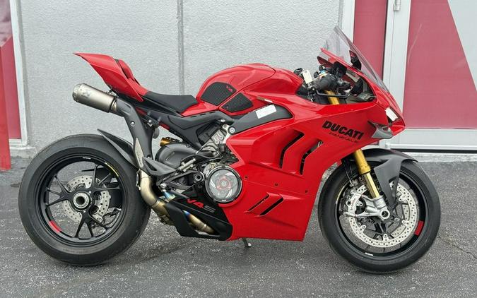 2023 Ducati Panigale V4 S Ducati Red - 05339C