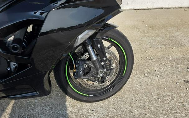 2025 Kawasaki NINJA ZX-6R