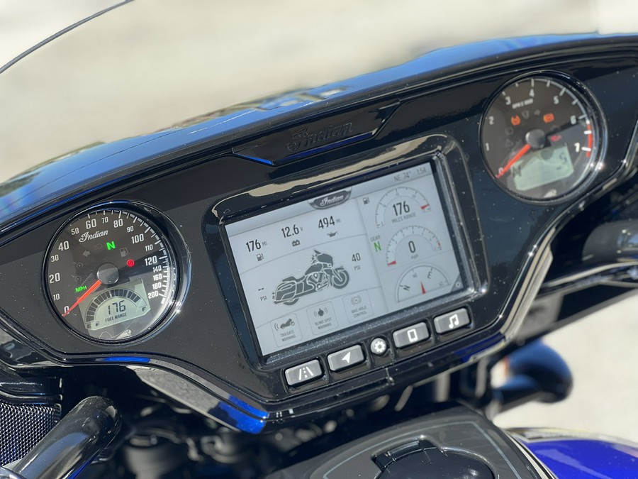 2026 Indian Motorcycle Chieftain® PowerPlus Dark Horse with 112 and PowerBand Audio Package