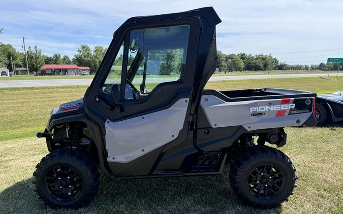 2022 Honda® Pioneer 1000 Deluxe