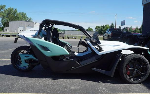 2026 Polaris Slingshot® R Manual