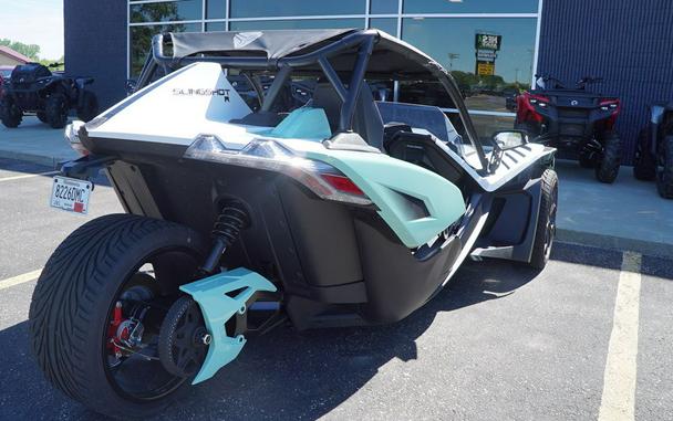 2026 Polaris Slingshot® R Manual