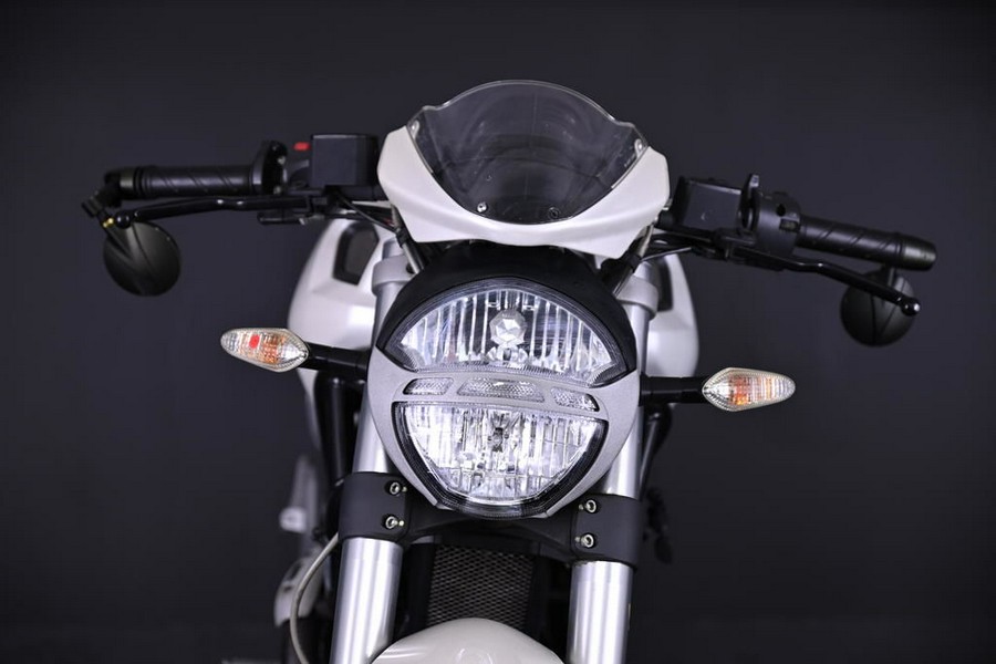 2009 Ducati Monster 696