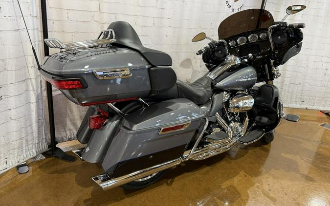 2021 Harley-Davidson® Ultra Limited FLHTK 645633 Gauntlet Gray Metallic/Vivid Black