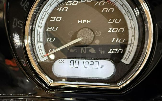 2021 Harley-Davidson® Ultra Limited FLHTK 645633 Gauntlet Gray Metallic/Vivid Black