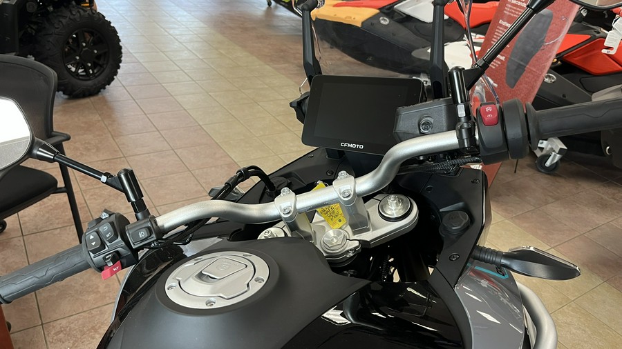 2023 CFMOTO Ibex 800 S