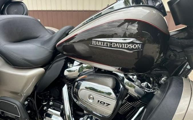 2018 Harley-Davidson® FLHTCUTG - Tri Glide® Ultra