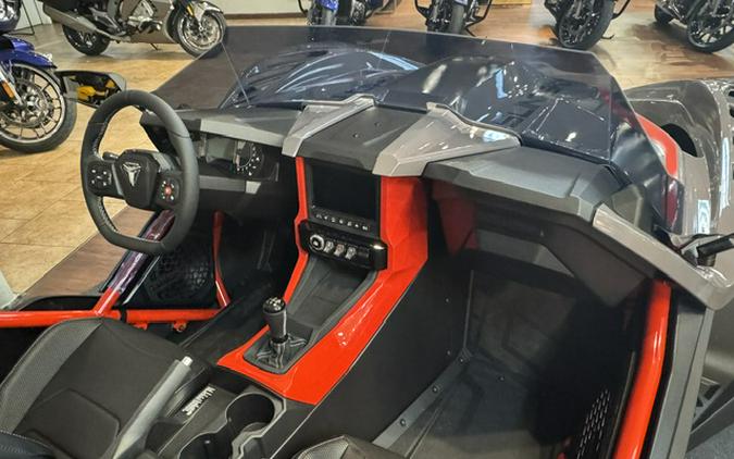 2026 Polaris Slingshot® R Manual