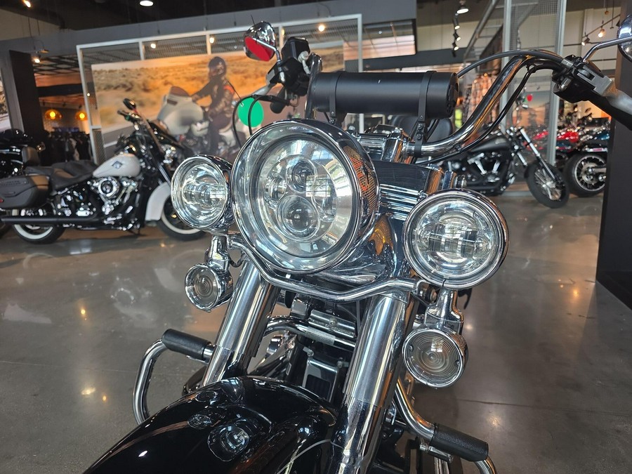 Harley-Davidson® Heritage Softail® Classic 2012