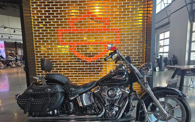 Harley-Davidson® Heritage Softail® Classic 2012