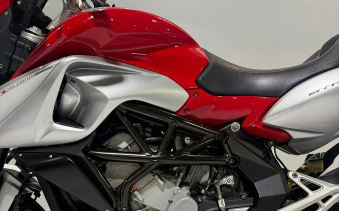 2015 MV Agusta Stradale 800