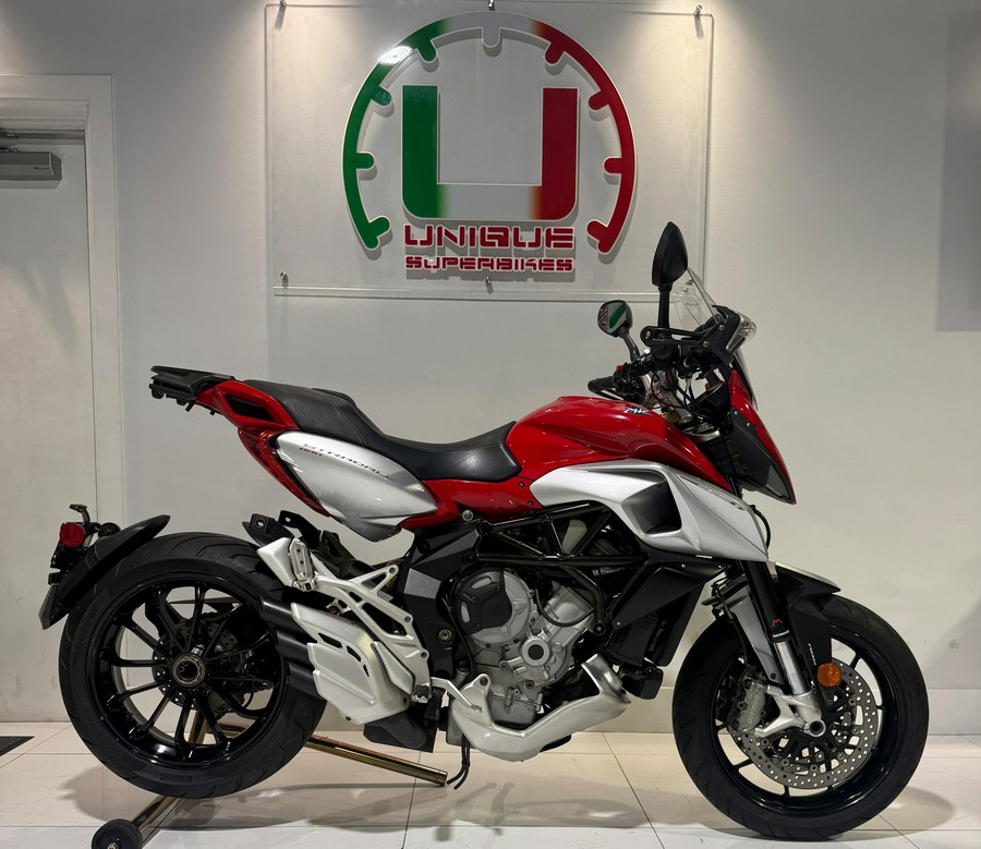 2015 MV Agusta Stradale 800
