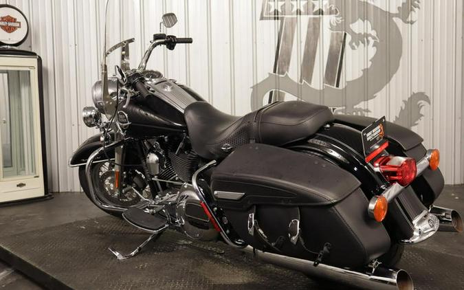 2009 Harley-Davidson® FLHRC - Road King® Classic