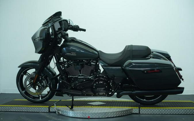 2025 Harley-Davidson® FLHX - Street Glide®