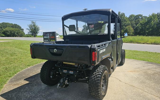 2025 Can-Am Defender MAX HD7
