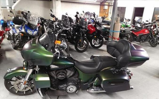 2020 Indian Motorcycle® Roadmaster® Thunder Black