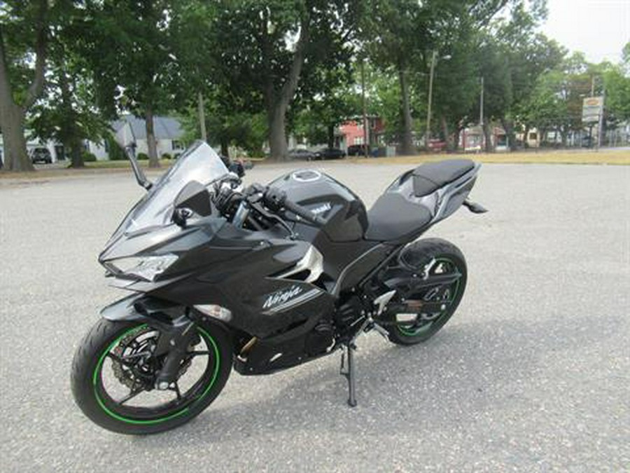 2022 Kawasaki Ninja 400 ABS