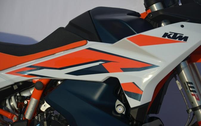 2024 KTM 890 Adventure R